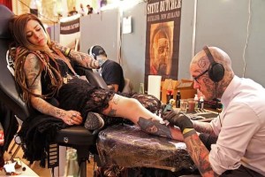 Tattoomaschine Tätowieren lernen